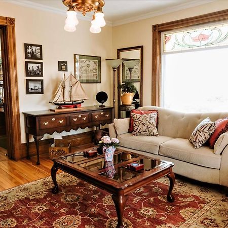 Alicion Bed & Breakfast Lunenburg Ngoại thất bức ảnh